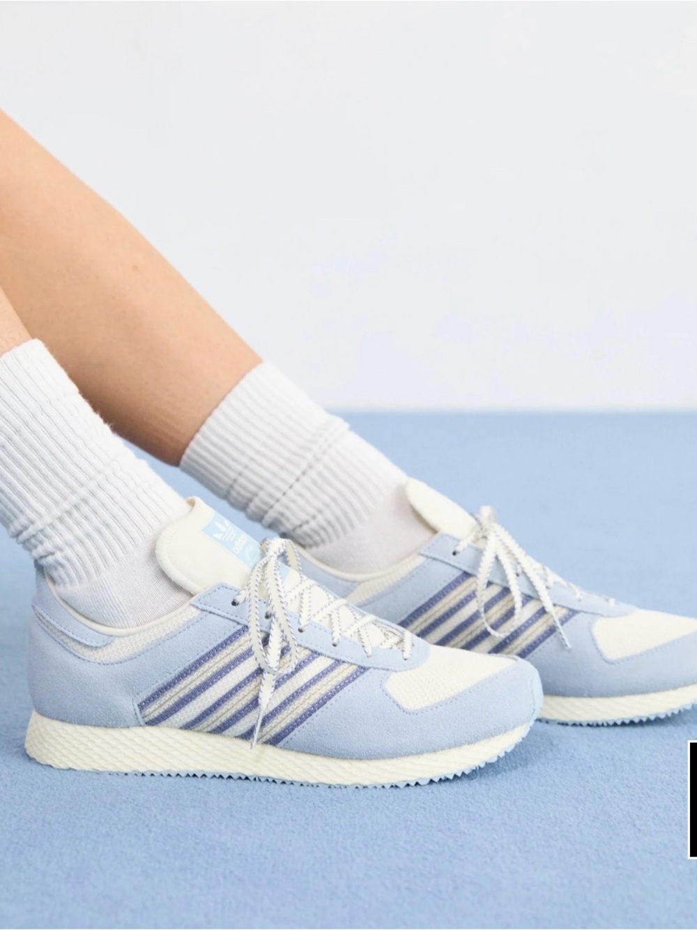 NWT Womens Adidas Atlanta in Blue/Silver/Violet Size 8